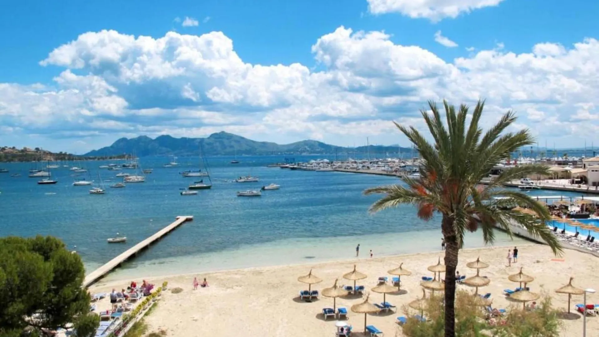 Apartment With Terrace In Majorca Alcúdia Spagna